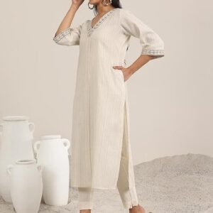 Minimalist Off-White Tunic